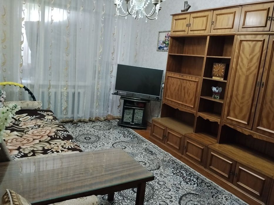 Мирабадский район